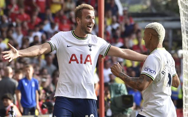 Kết quả Vòng 4 NHA: Kane tỏa sáng giúp Tottenham giữ vững top đầu