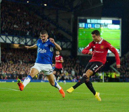 Kết quả trận đấu Ngoại Hạng Anh : CR7 giúp MU thắng Everton
