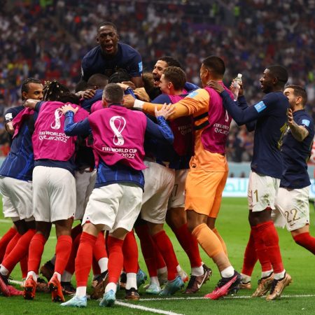 Kết quả Pháp vs Maroc (2-0) : Pháp đang tiến đến ngôi vương thế giới.